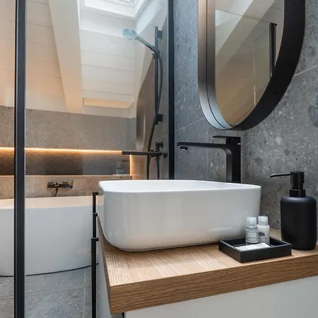 Penthouse ❤ Verona ✔ Arena@5Min ✔ Self Check-In Exterior foto
