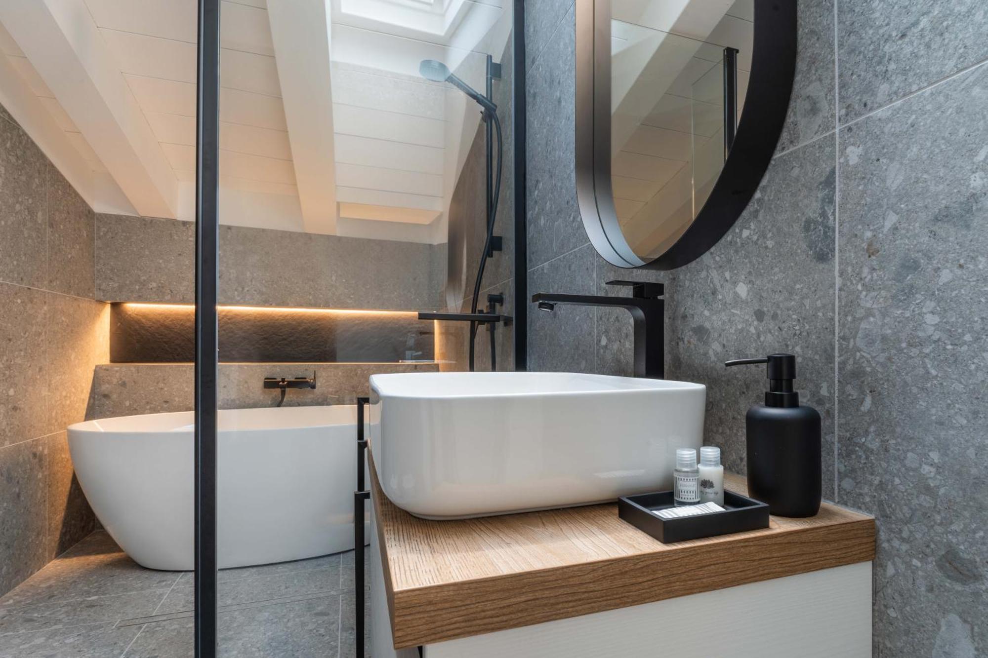Apartment Penthouse ❤ ✔ Arena@5min ✔ Self Check-in Verona